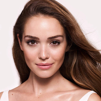 Charlotte Tilbury Wonderglow Face Primer - Soft-Focus, Illuminating Dewy Primer to Hydrate & Blur the Look of Imperfections, Fine Lines & Wrinkles - Infused with Hyaluronic Acid & Rosehip Oil
